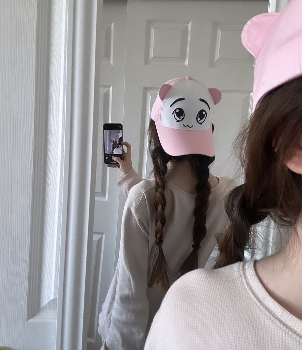 𓊆ྀིmilalala𓊇ྀི tweet media