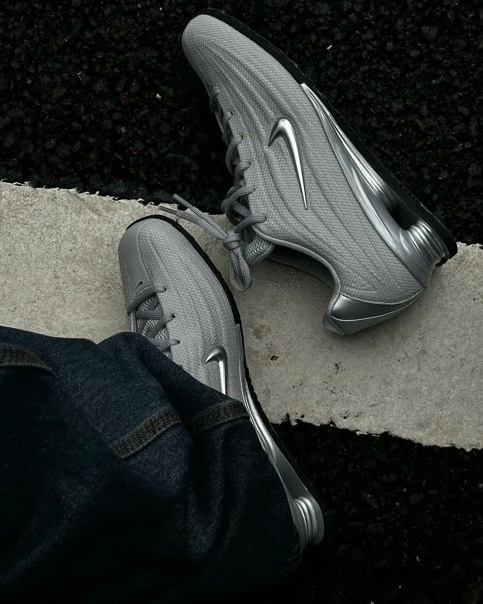 وَثب tweet media