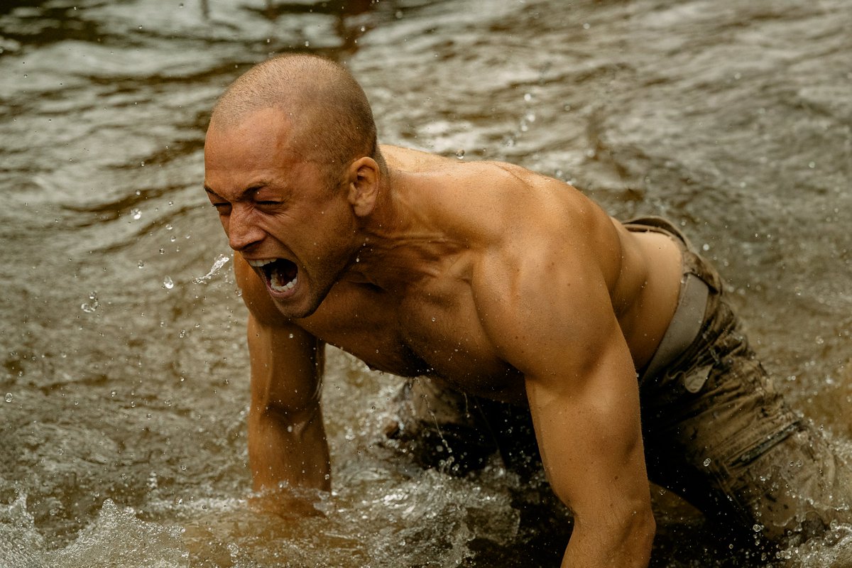 BIG HIT 🎃 tweet media