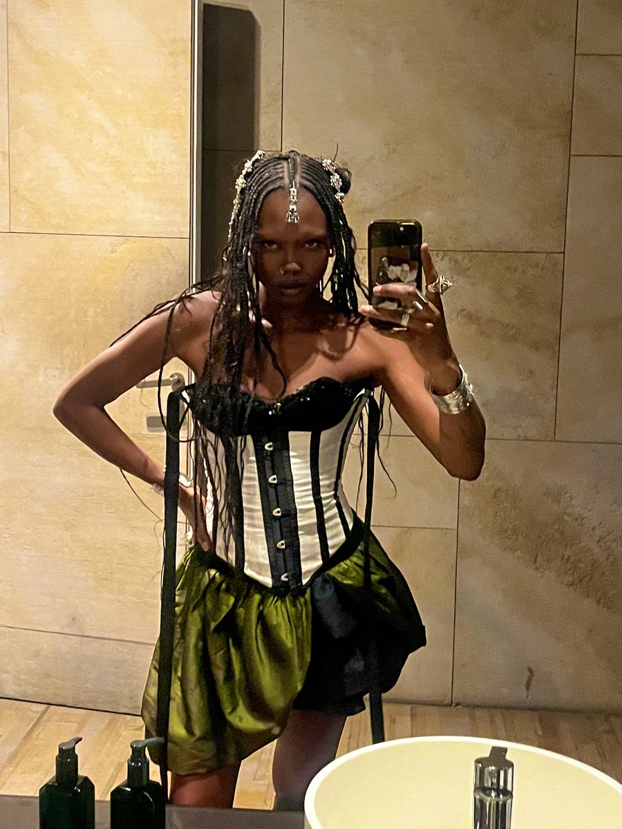 Congo is bleeding 🇨🇩 tweet media