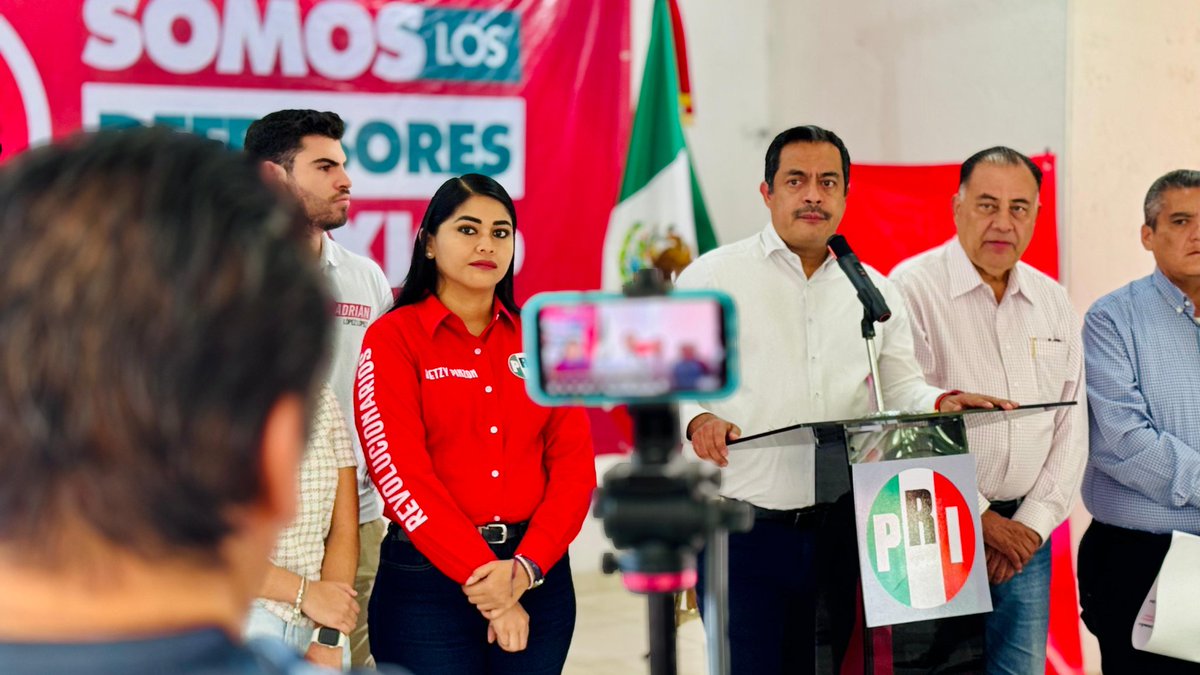 Betzy Pinzón tweet media