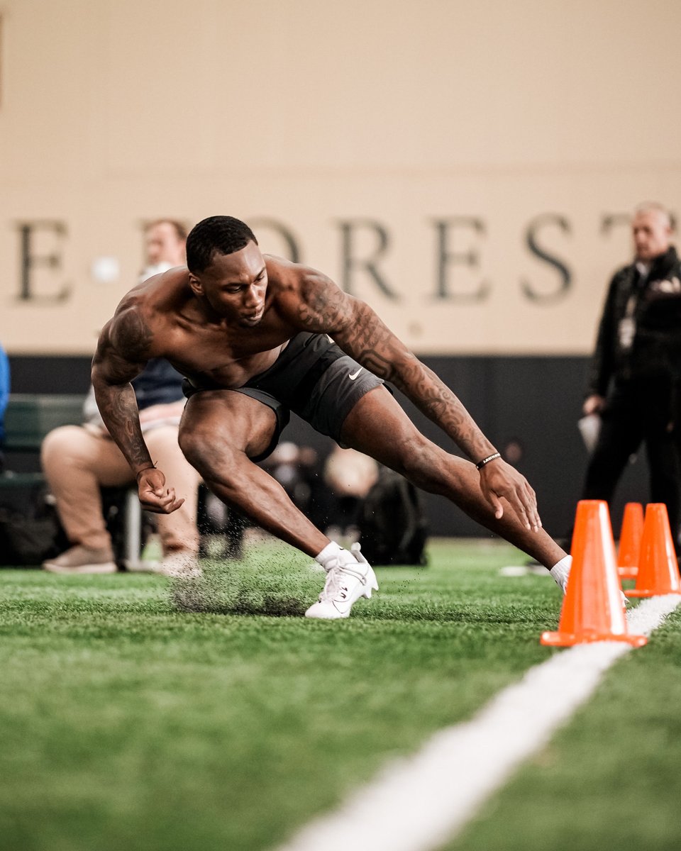 Wake Forest Football tweet media