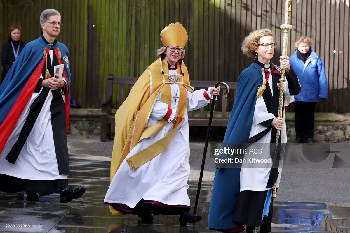 MeghansMole©️ tweet media