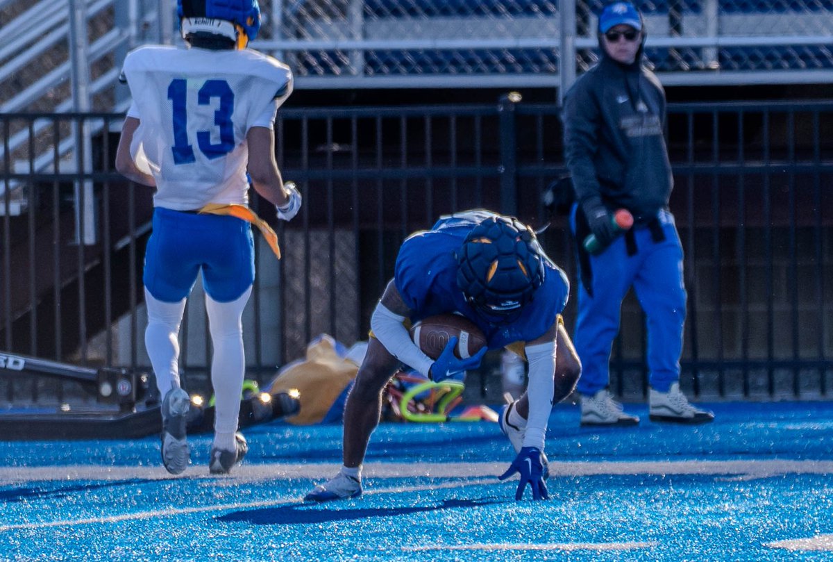 CoachTMims's tweet image. Spring Ball Practice 4 ✅

FORCING TURNOVERS! #DBU🔒

#FAST ⚡️⚡️⚡️