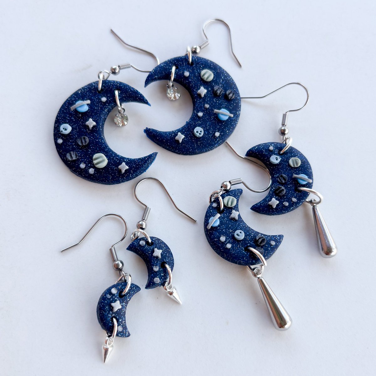 aimee makes earrings • tweet media