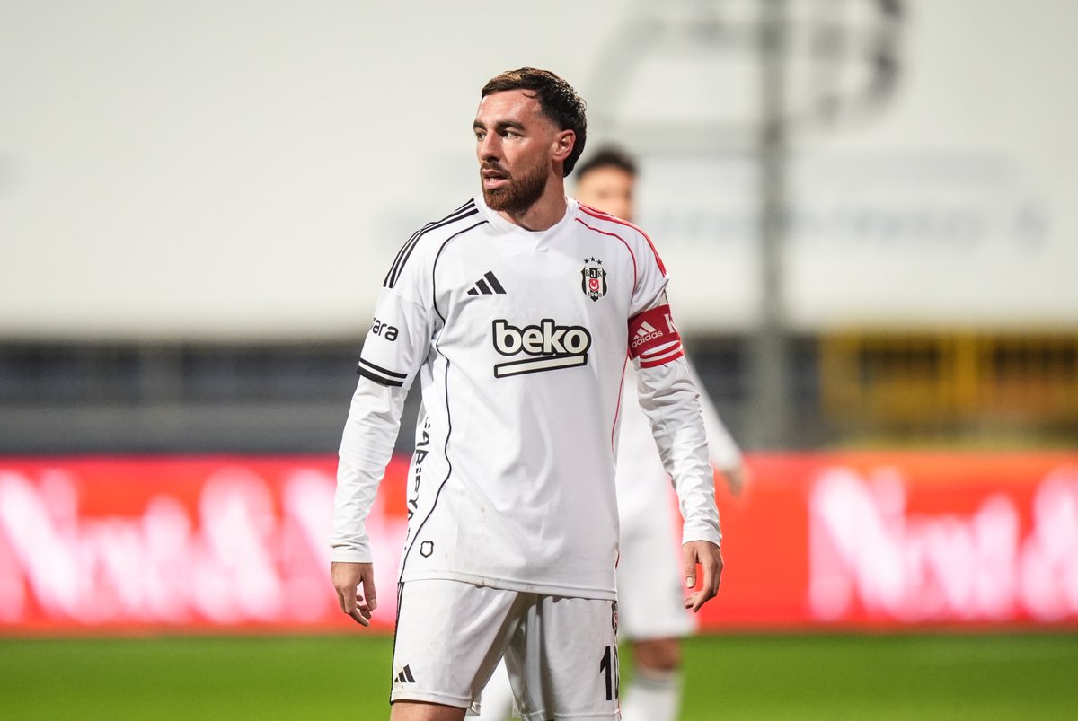 Ajanshaber1903 tweet media