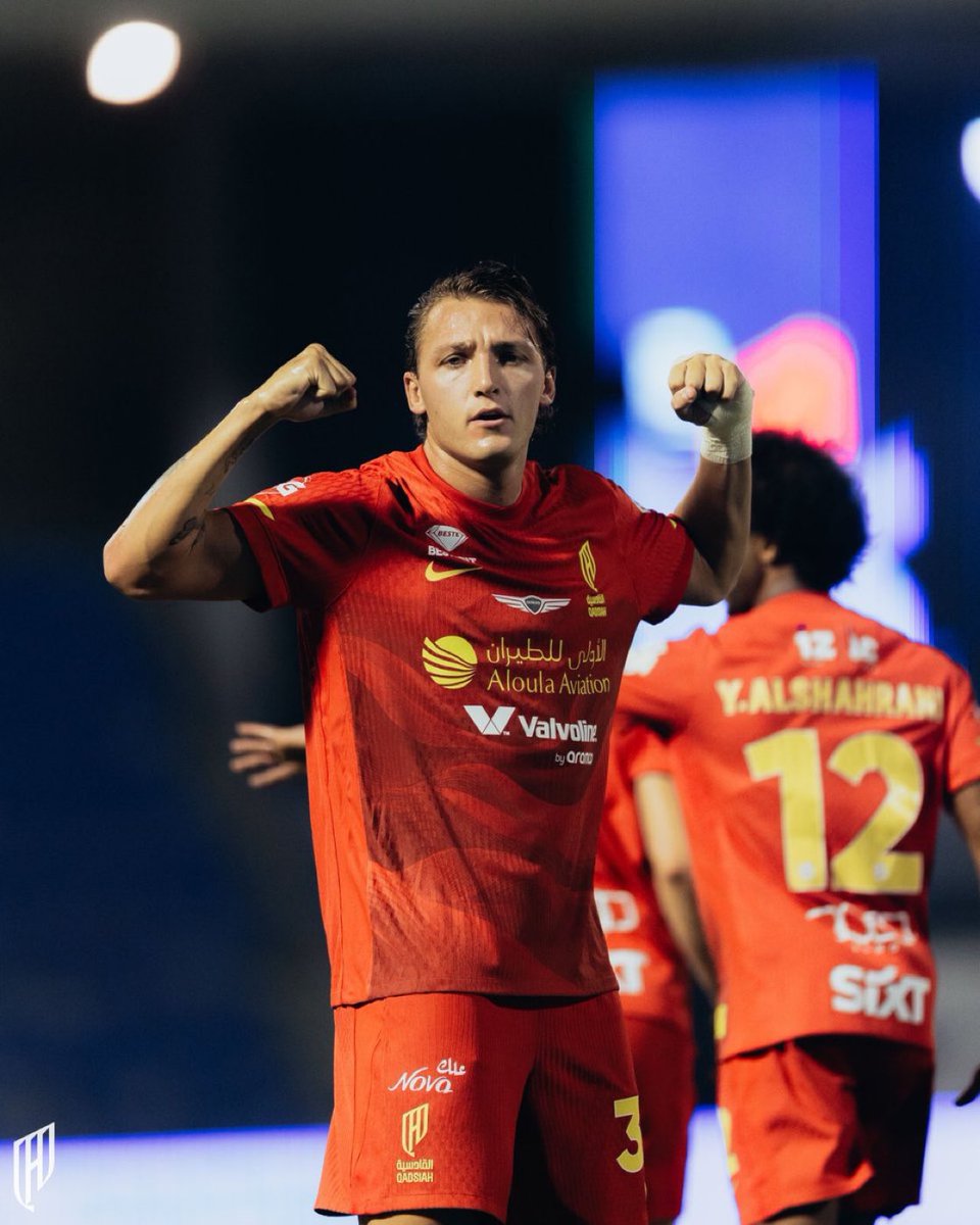 Juventus 4 Arab tweet media