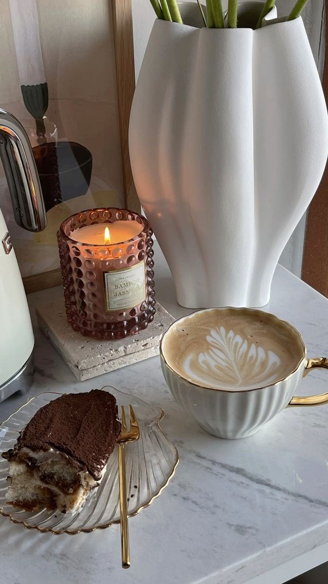 𝑨𝒏𝒅𝒓𝒆𝒂 𝑺𝒂𝒍𝒗𝒂𝒕𝒐𝒓𝒆 ❦ pαrσdч tweet media