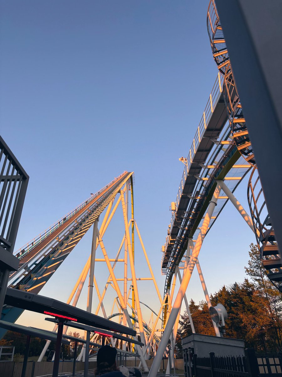 angela is the problem305 tweet media