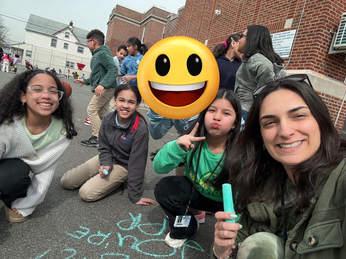 Mrs. DeLaPaz - Holstein tweet media