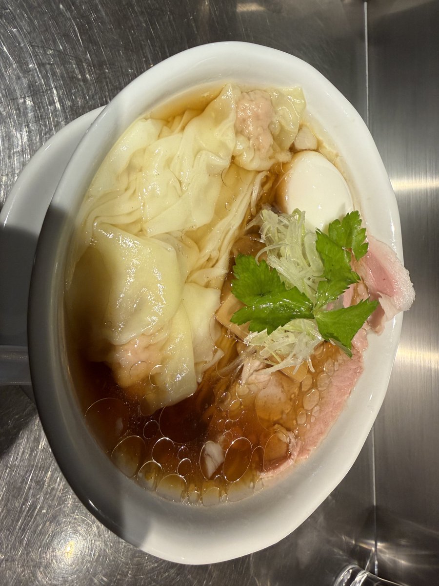 ハマやん tweet media