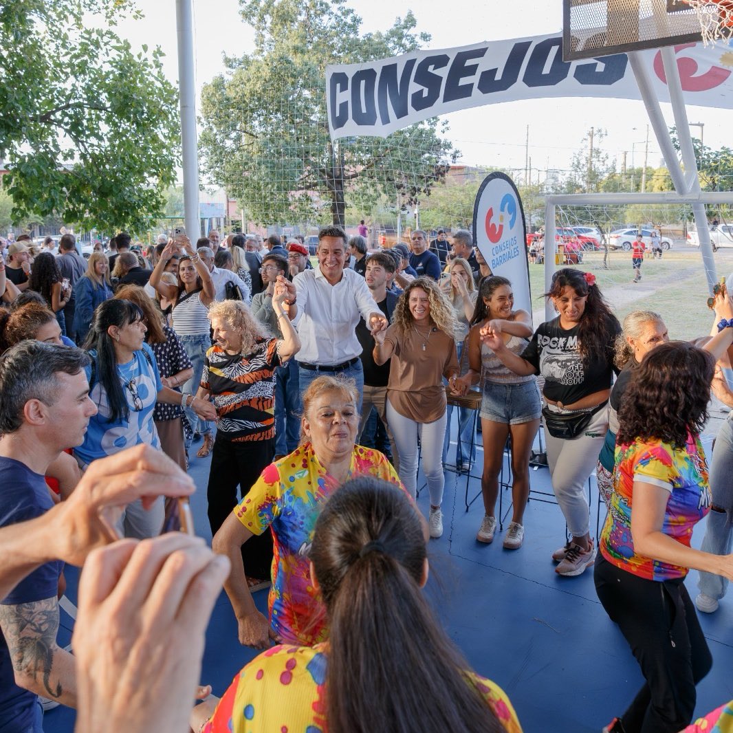 Laura Jure tweet media