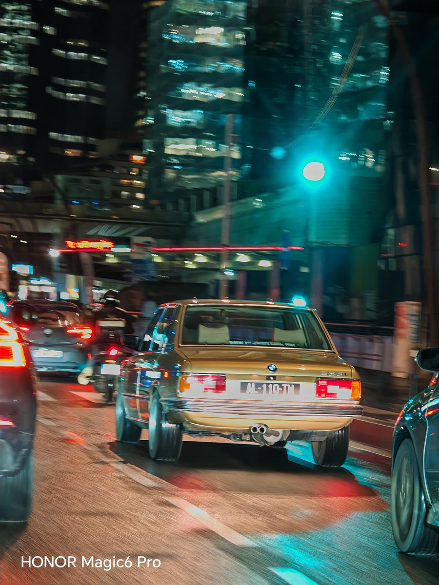 HONOR France tweet media