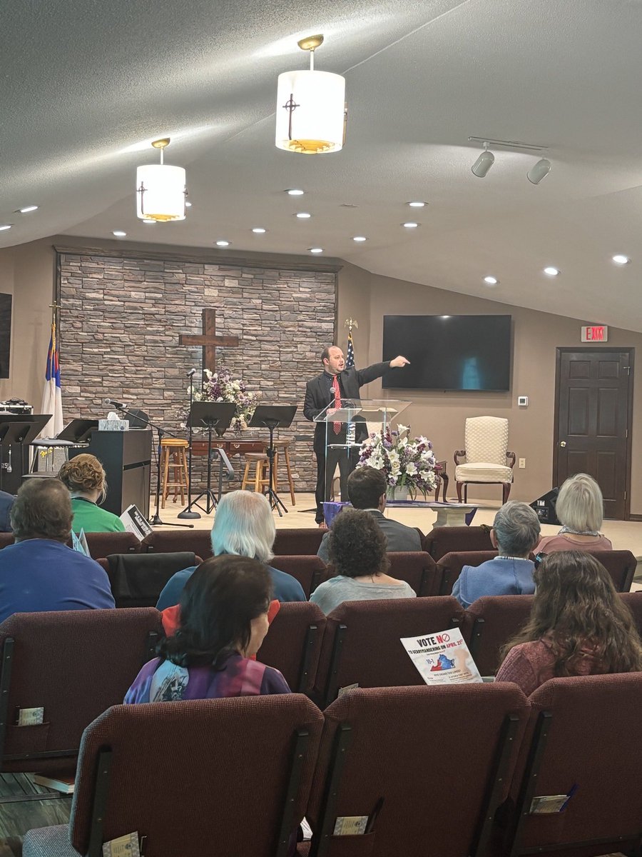 People are fired up here in Abingdon! At our Townhall we shared the truth about the gerrymandering amendment ahead of us in April 21 and the abortion and marriage amendments on the ballot in November. Thank you Senator Hackworth for speaking! 

Vote NO April 21!