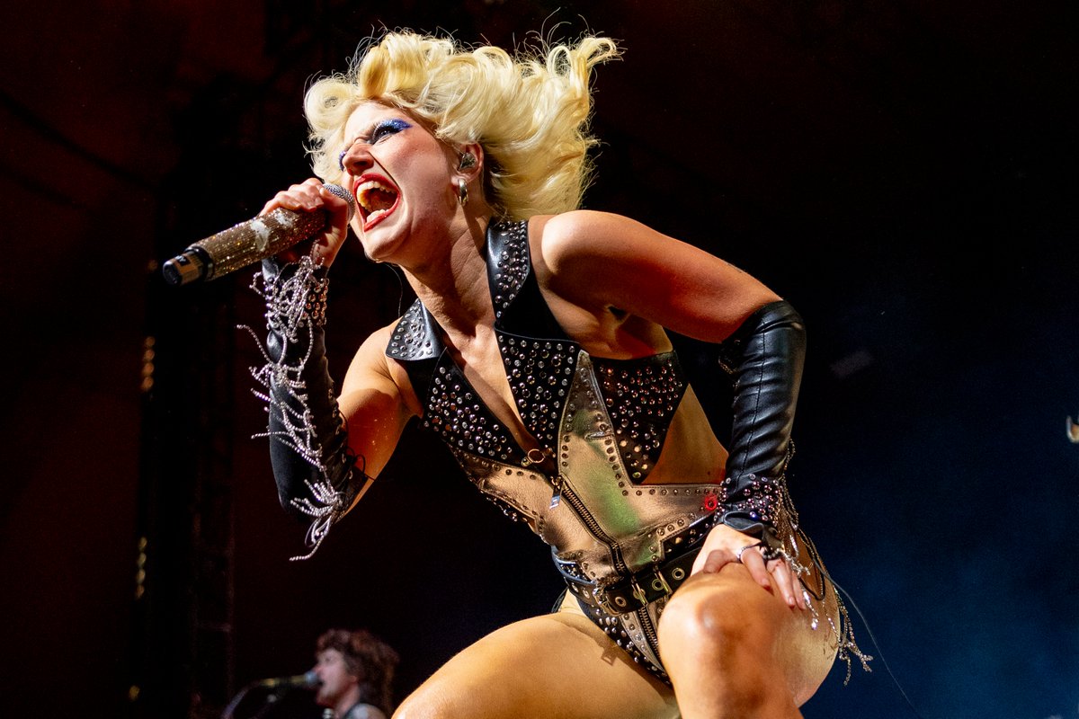 altpress tweet media