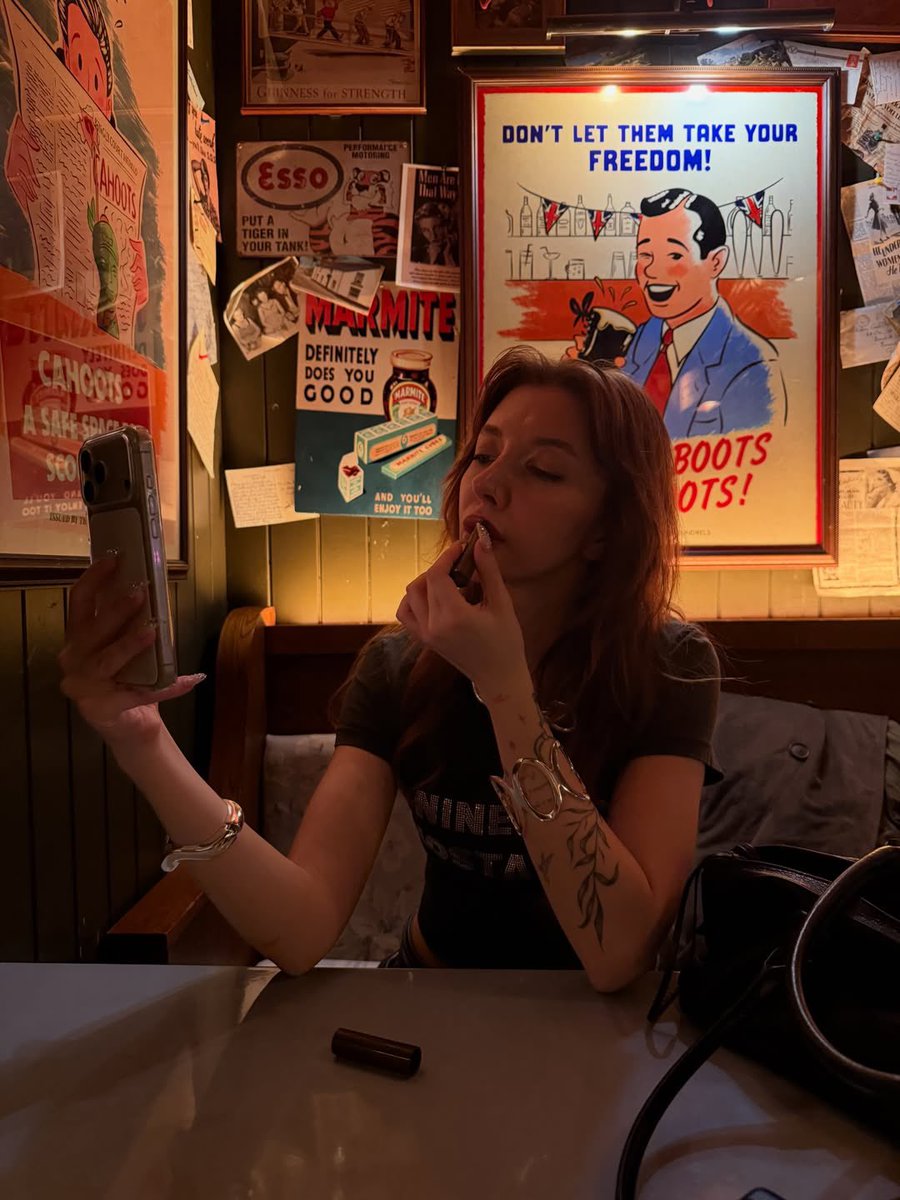 eda 📼 tweet media