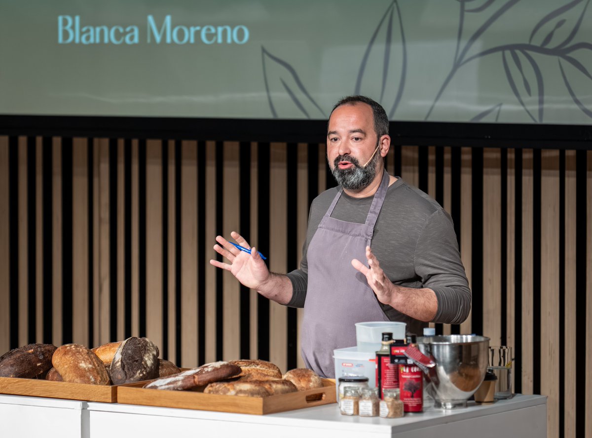 bculinary's tweet photo. 📍#CastillaLaMancha ha llegado con fuerza e identidad. Hoy hemos viajado por su historia, producto y evolución: 
🥖Guardianes Del Territorio
🍷Vinos con Maikel Rodríguez 
🌾El Azafrán de La Mancha  
🍽️y la propuesta de Ababol. 
Así hemos conocido esta tierra que sabe a origen https://t.co/zZyZ3GVHTD