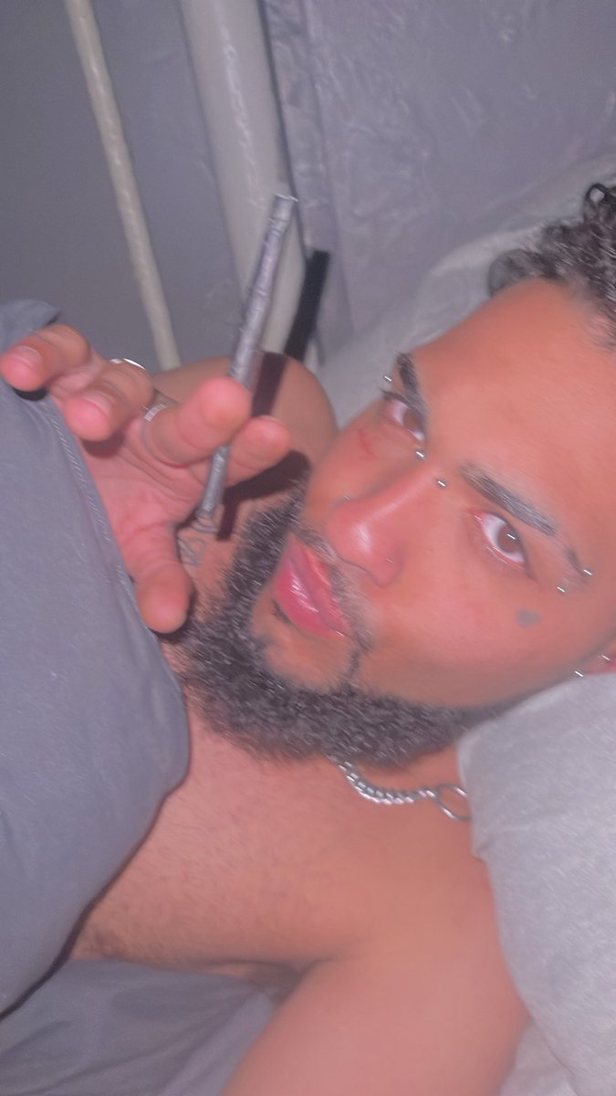 bbyboi 🧛🏼 tweet media