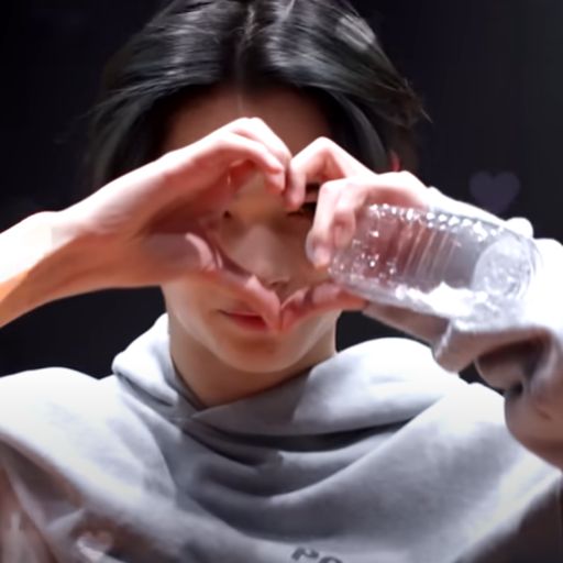 sh♱ome tweet media