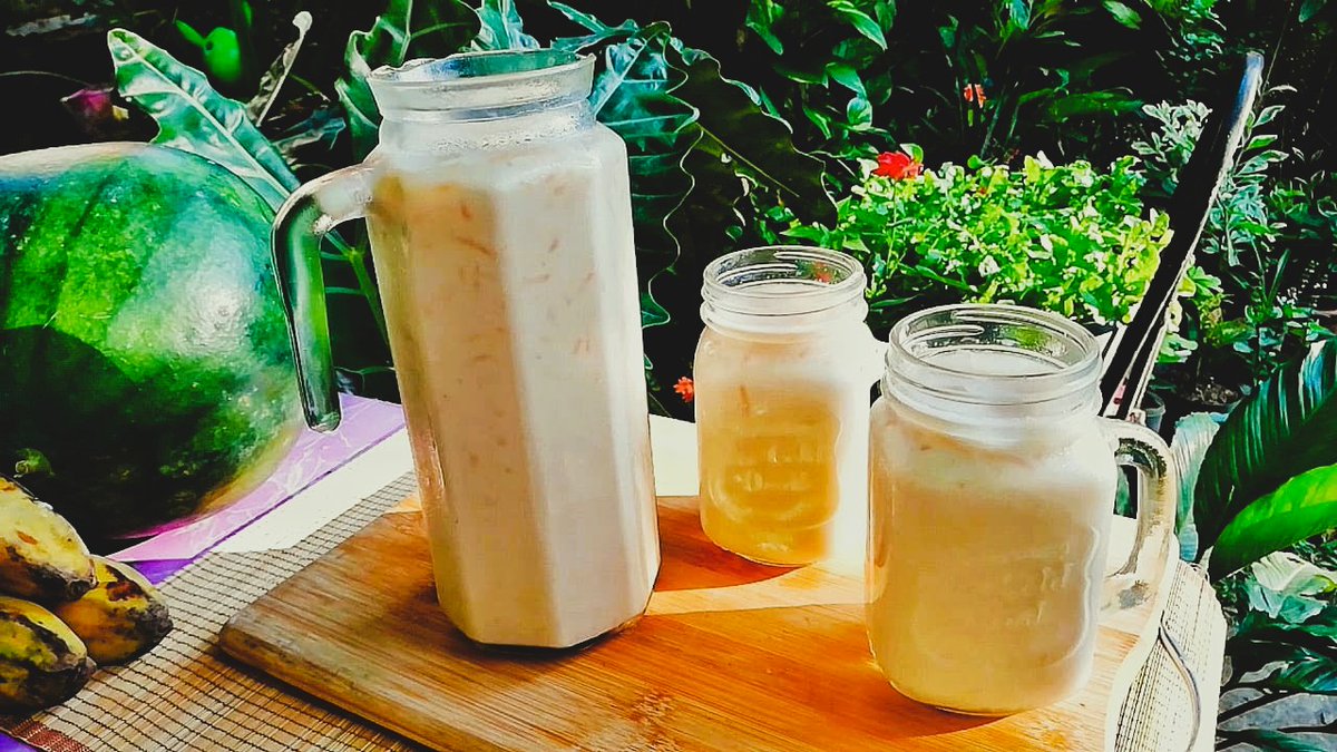 Dahil tag-nit na, mas may excuse ako na melon milk is layp.