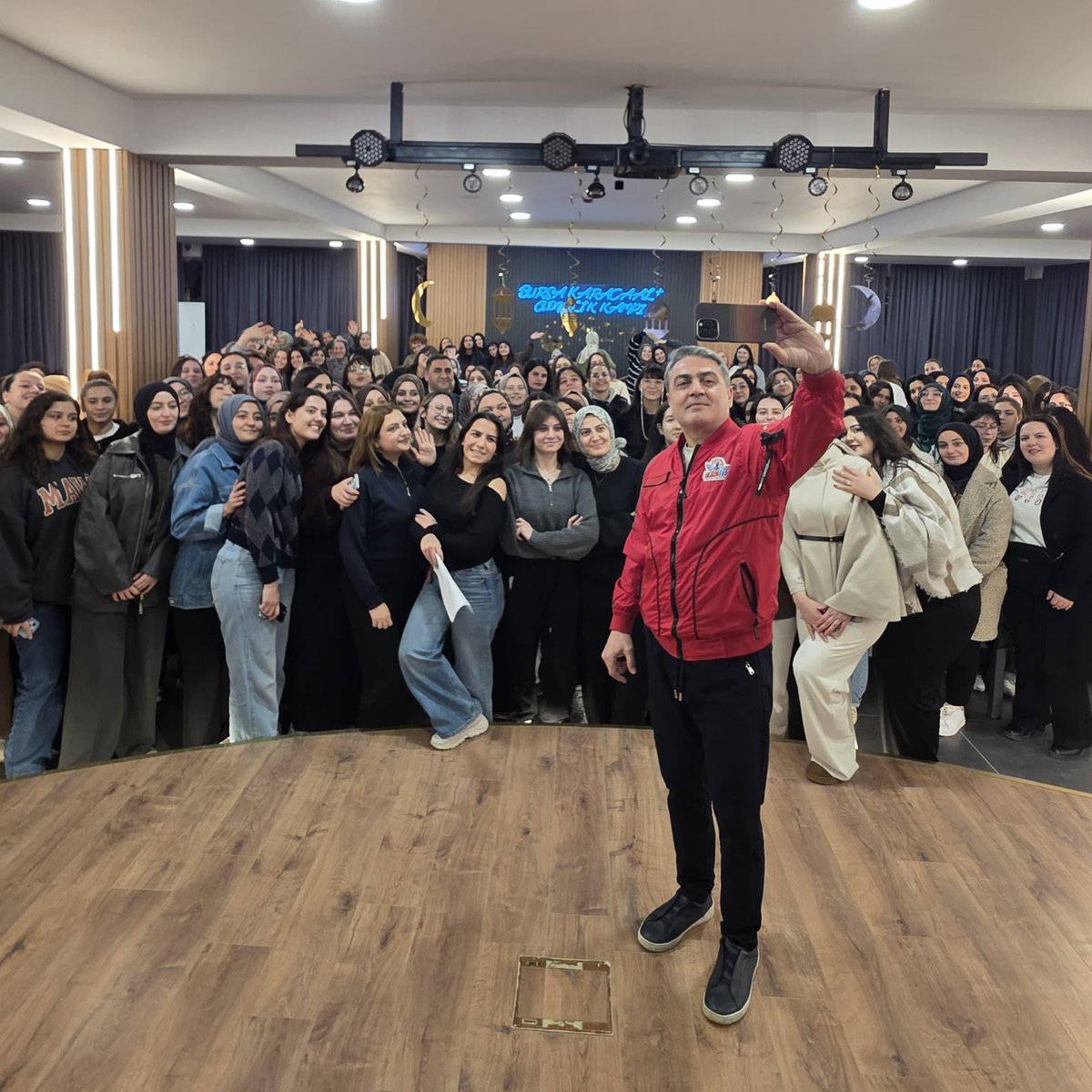 Gençlik Hizmetleri tweet media