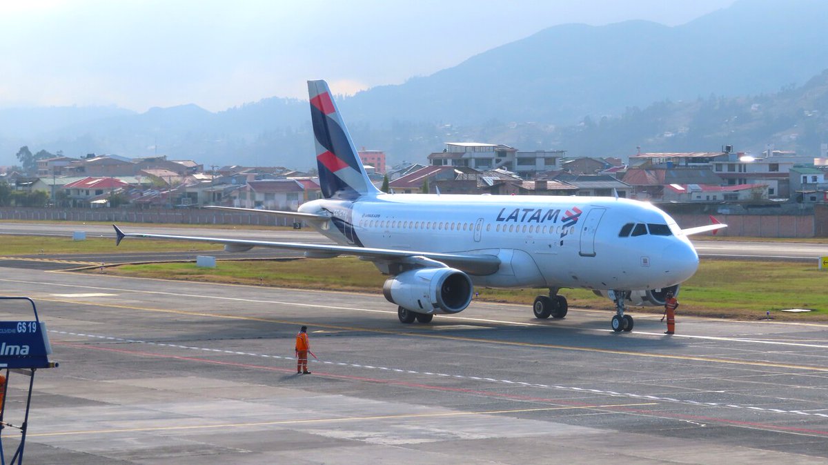 Nicolás Larenas ✈️ tweet media