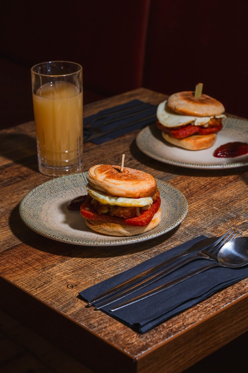 Tooting Newsie tweet media