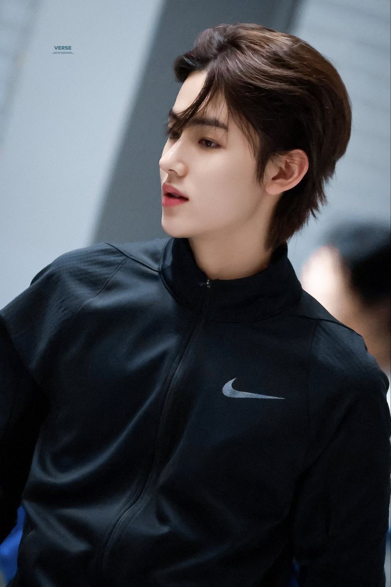 seonghyeon pics tweet media