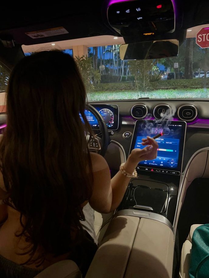 Astrella Agency 💫 tweet media