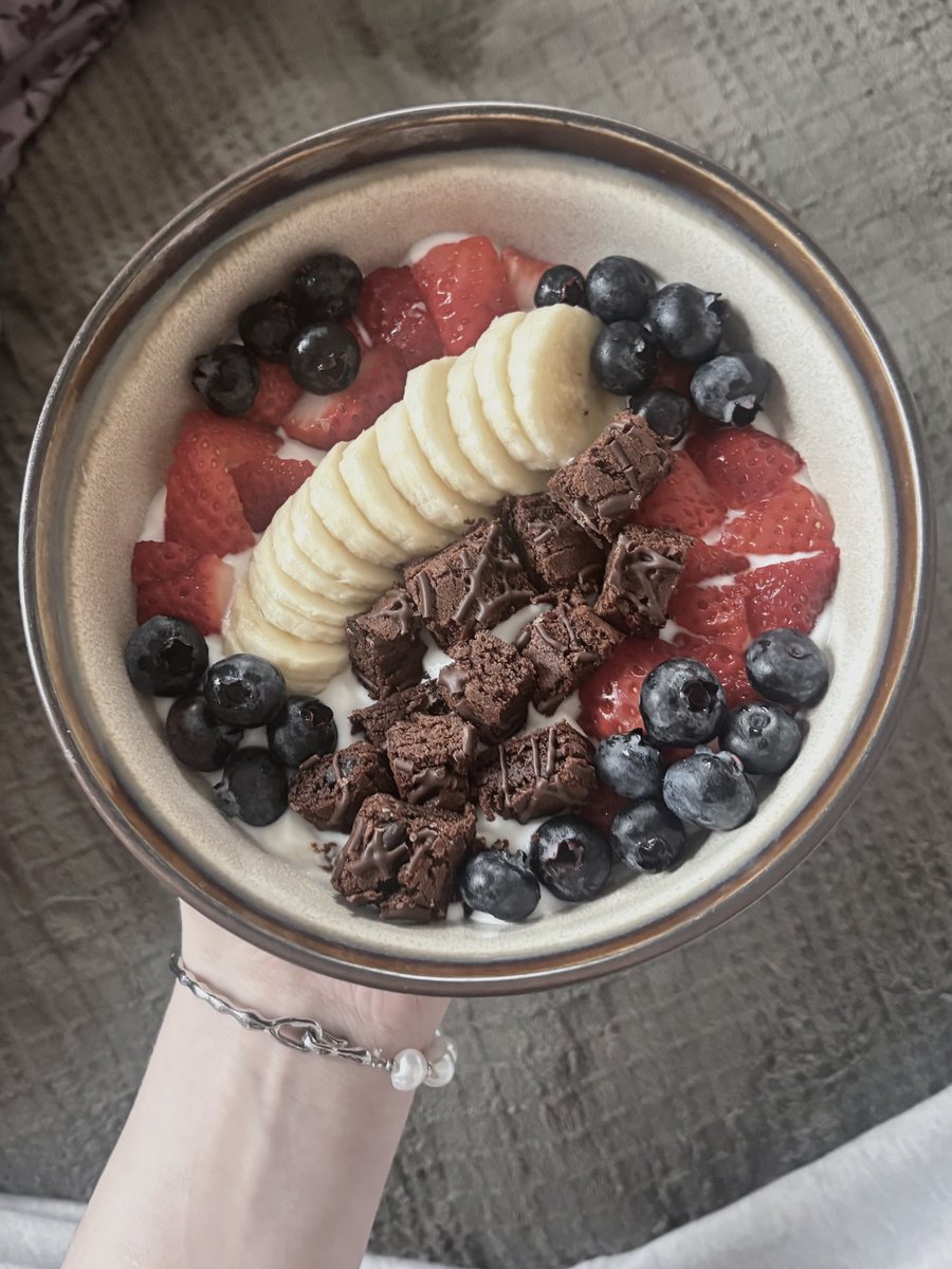 𝖼𝖺𝗍𝖾𝗋𝗂𝗇𝖺 ᢉ𐭩 tweet media