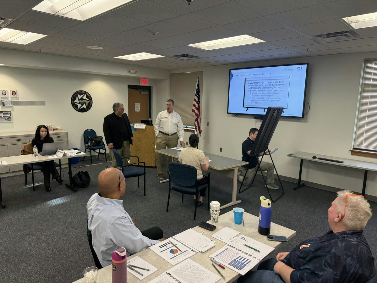 lL School Boards tweet media