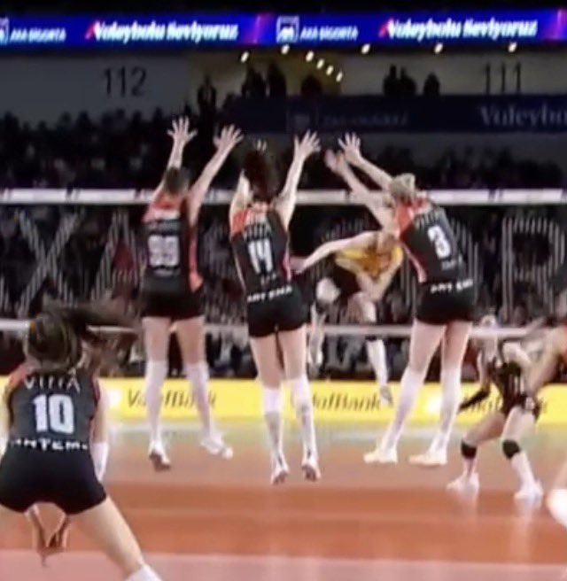 VolleyProNews 🏐❄️⛄️ tweet media