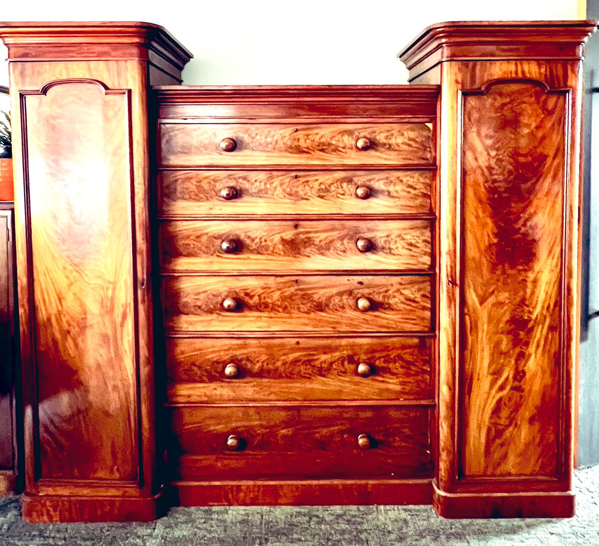 Cato Crane - Probate & Fine Objects Auctions tweet media