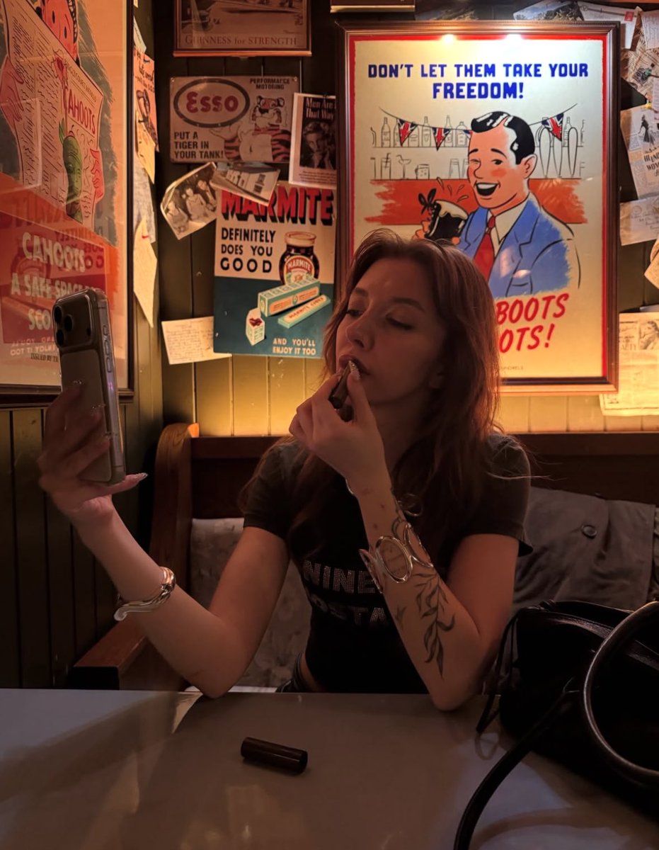 minasolakfedaisi tweet media