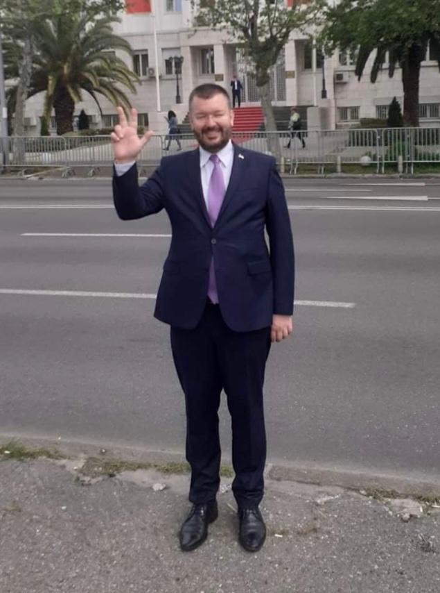 FFUBublokadi's tweet photo. Професоре Антићу, који број ћете заокружити 29. марта у Аранђеловцу, Севојну и Кули? https://t.co/6LVrGWIhsa