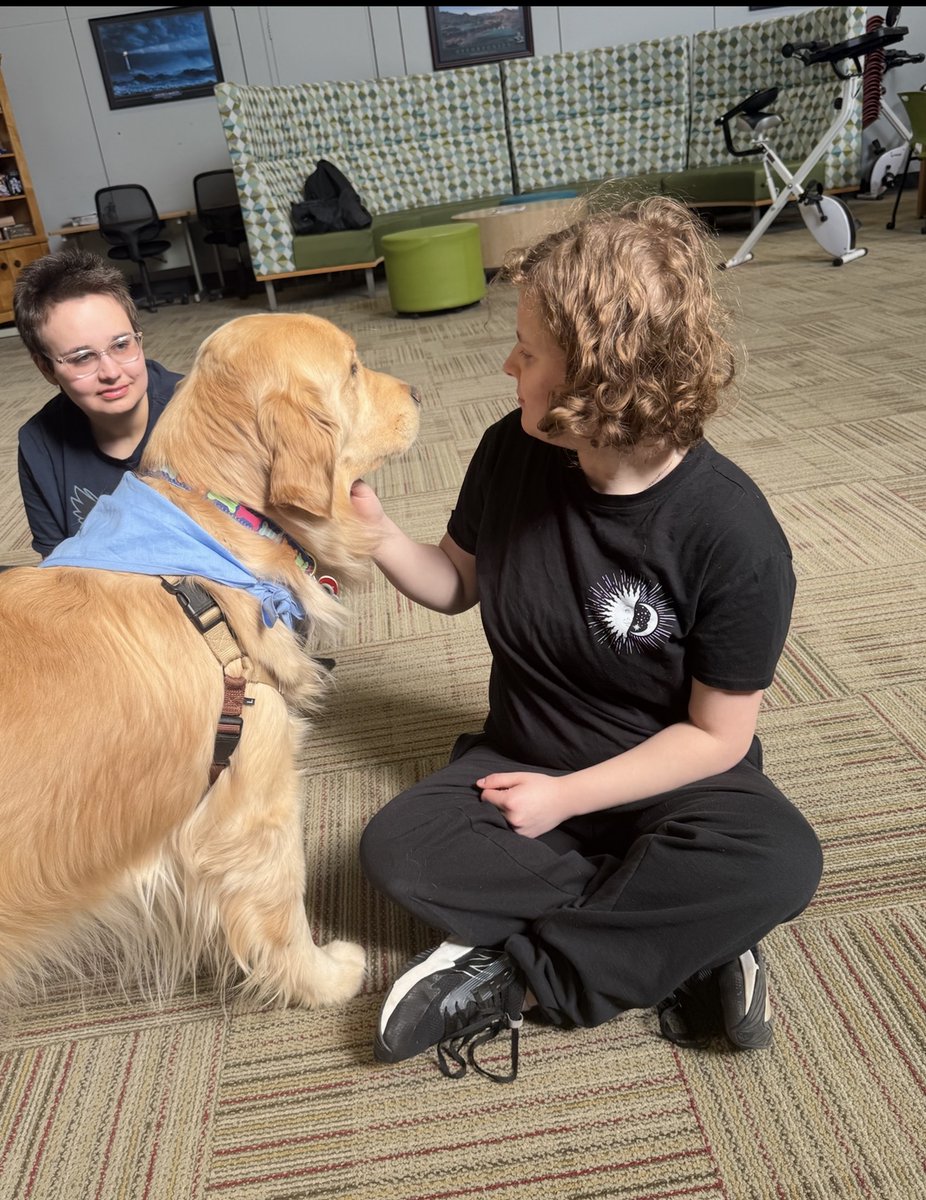 CT State Asnuntuck tweet media