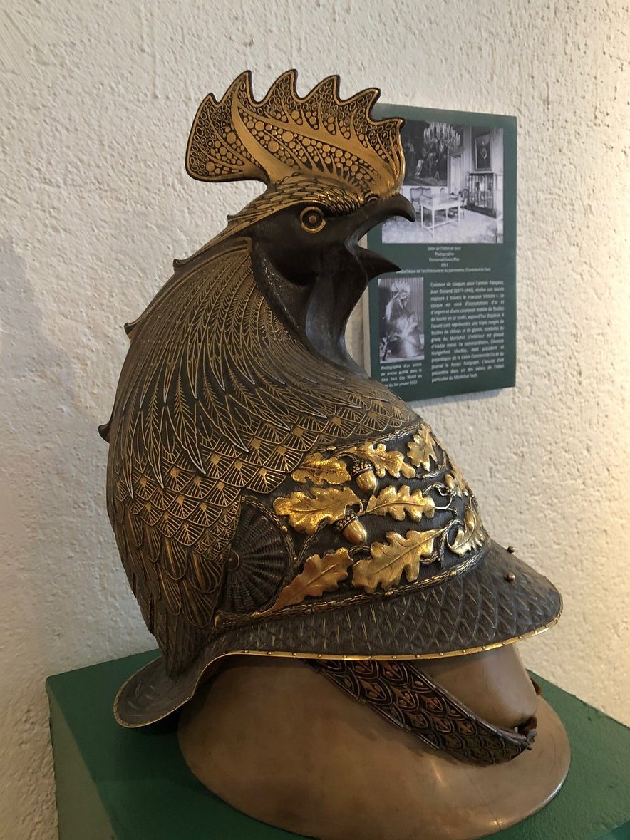 PANTALON ROUGE tweet media