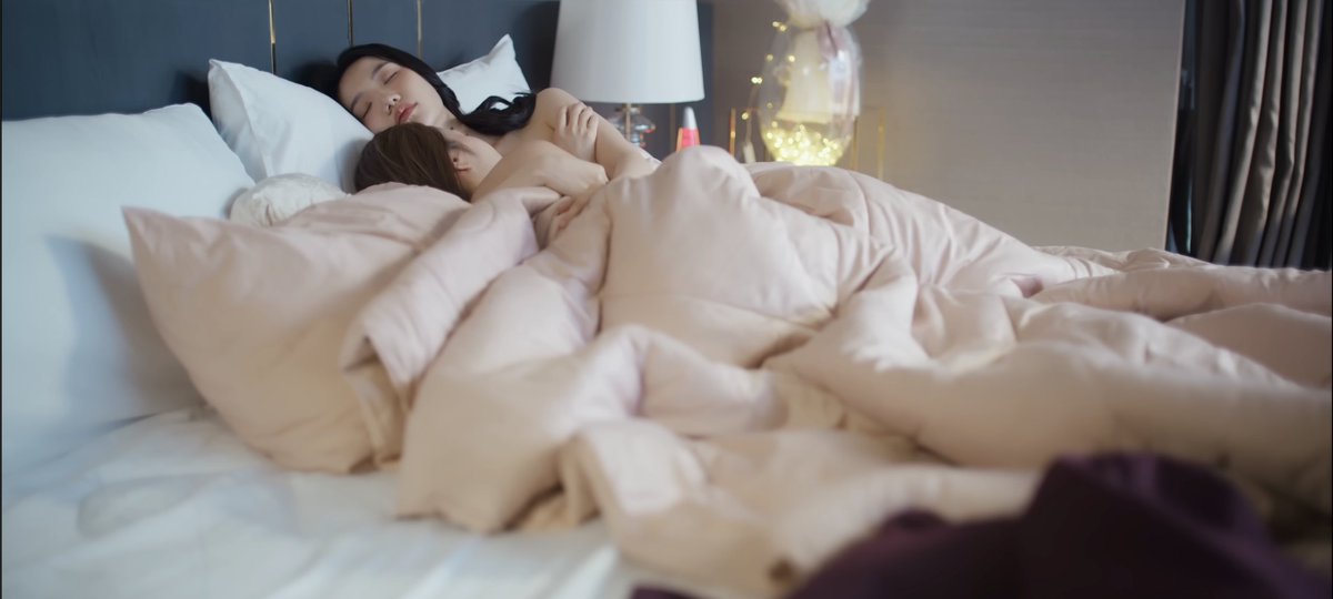 GirlsLove Hub tweet media