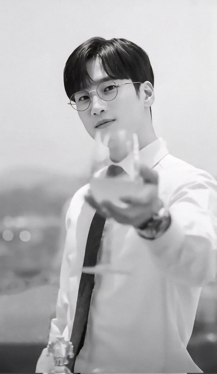 Alaska Willard ⾕ tweet media