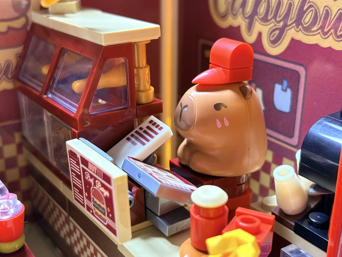 кешенька 🦜 tweet media