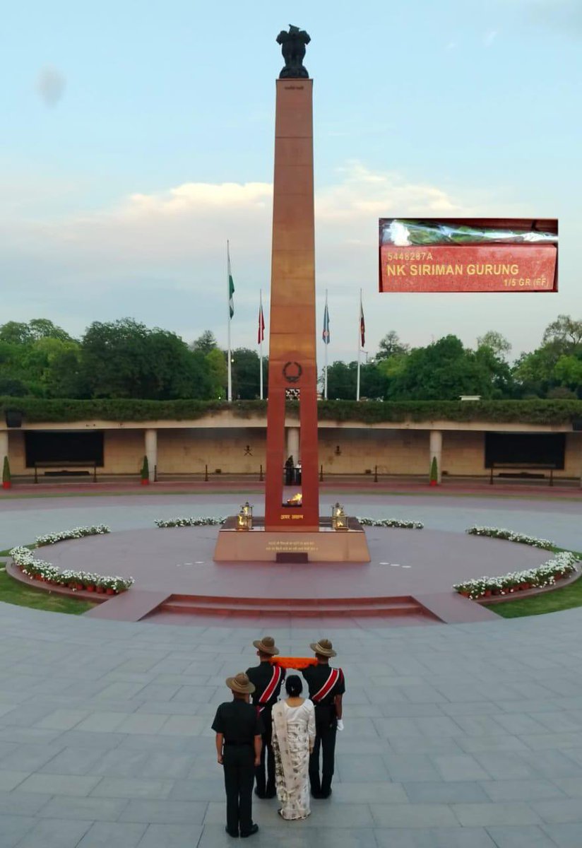 salute2soldier's tweet image. Nk Siriman Gurung made #Supreme #Sacrifice during Op #Orchid, in Chakabama Sector in 1992. The #VeerNari Til Maya Gurung W/o Nk Siriman Gurung, #1/5GR, laid wreath and paid homage at #AmarJawanJyoti in #NationalWarMemorial during the Next-of-Kin ceremony.