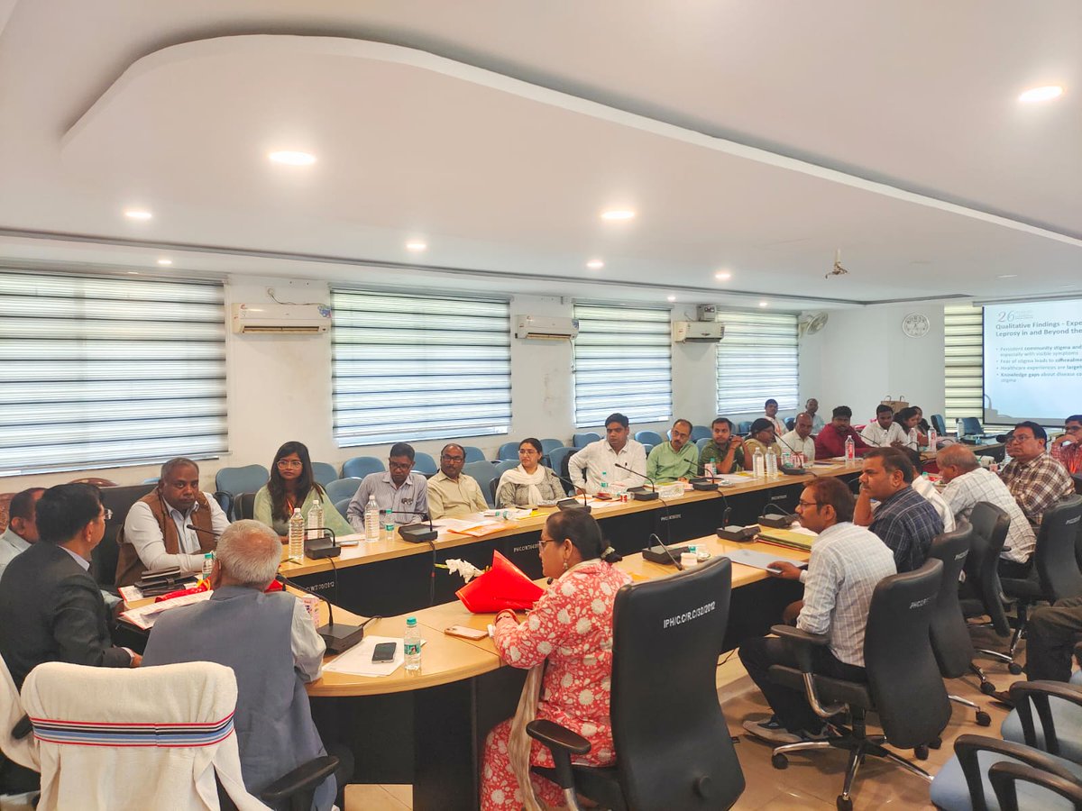 HLTH_JHARKHAND's tweet image. Compassion training for reducing stigma and improving quality of care for persons affected by leprosy. IPH,Namkun
#leprosy #LeprosyAwareness