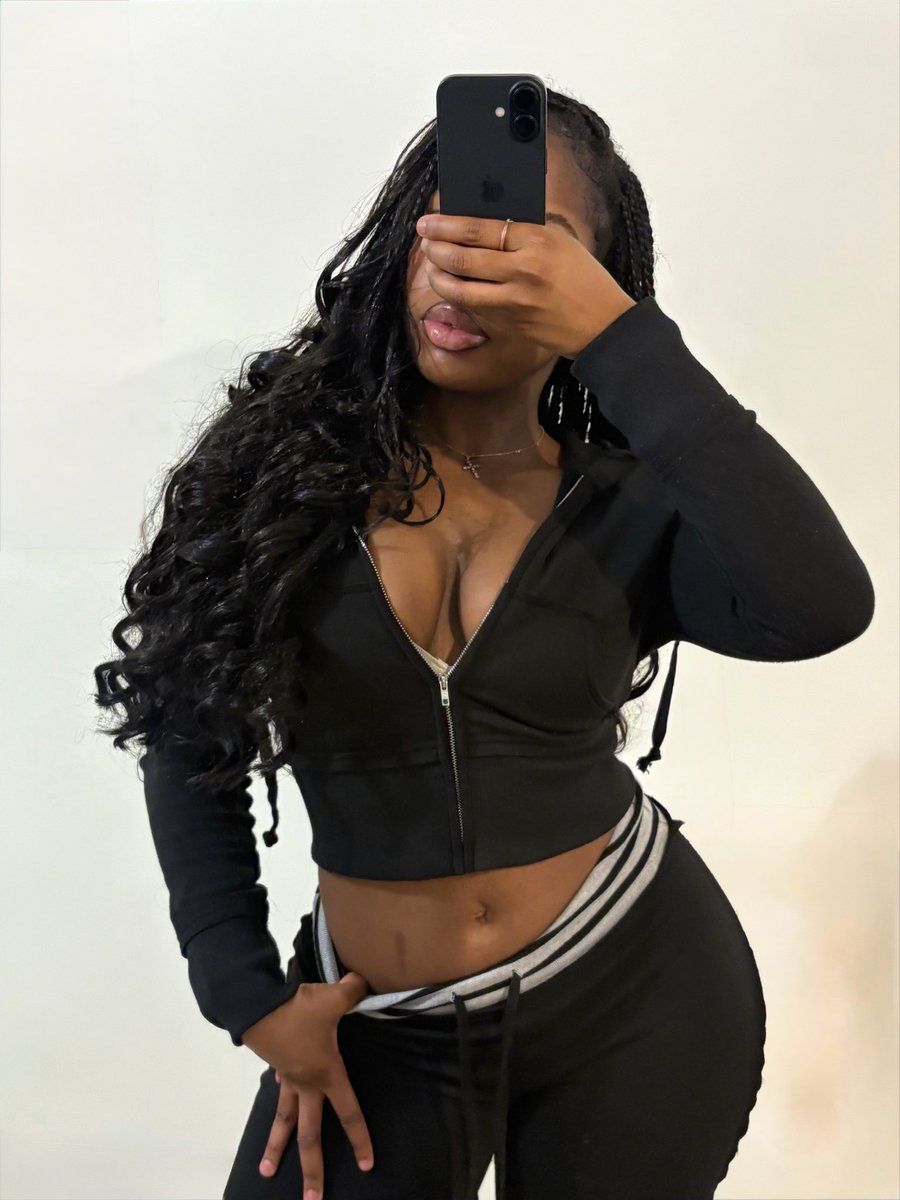 lia’s area tweet media