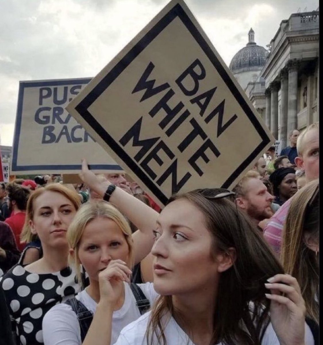 Bl💓ck B@rbies 💕 tweet media