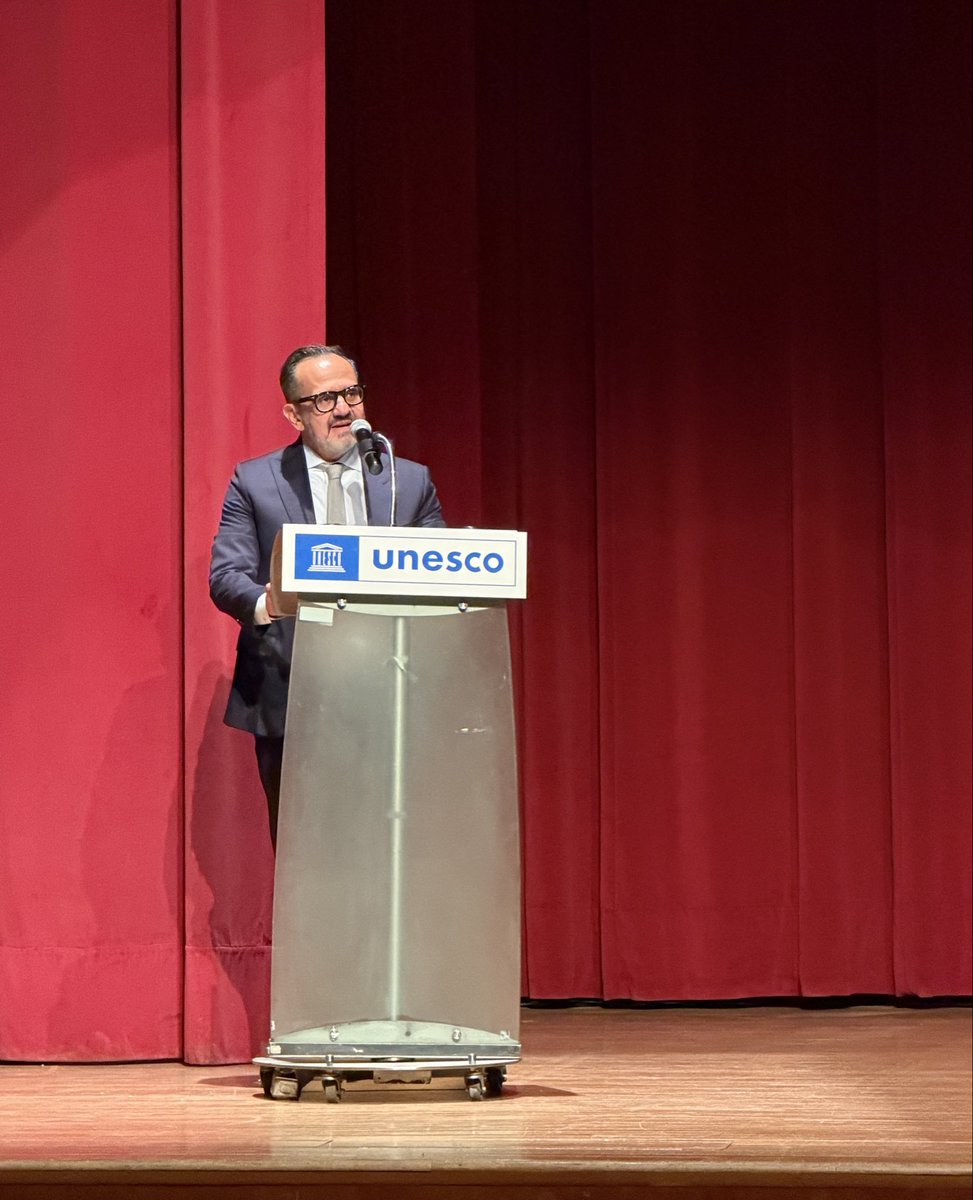 ENRIQUE OCHOA tweet media