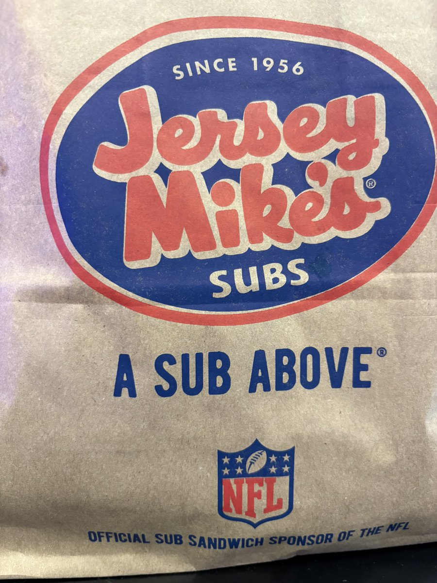 Dan Largent tweet media