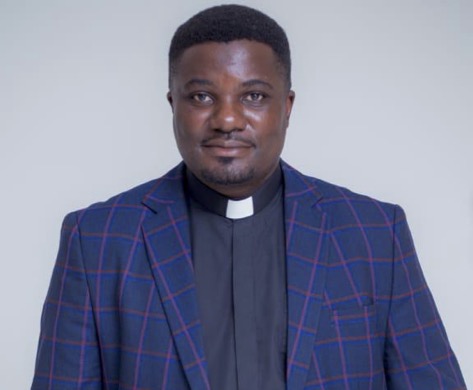 Rev. Prof. John Kitayimbwa tweet media