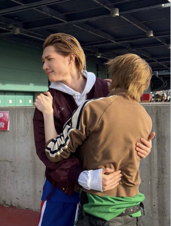 jey 🥨 tweet media