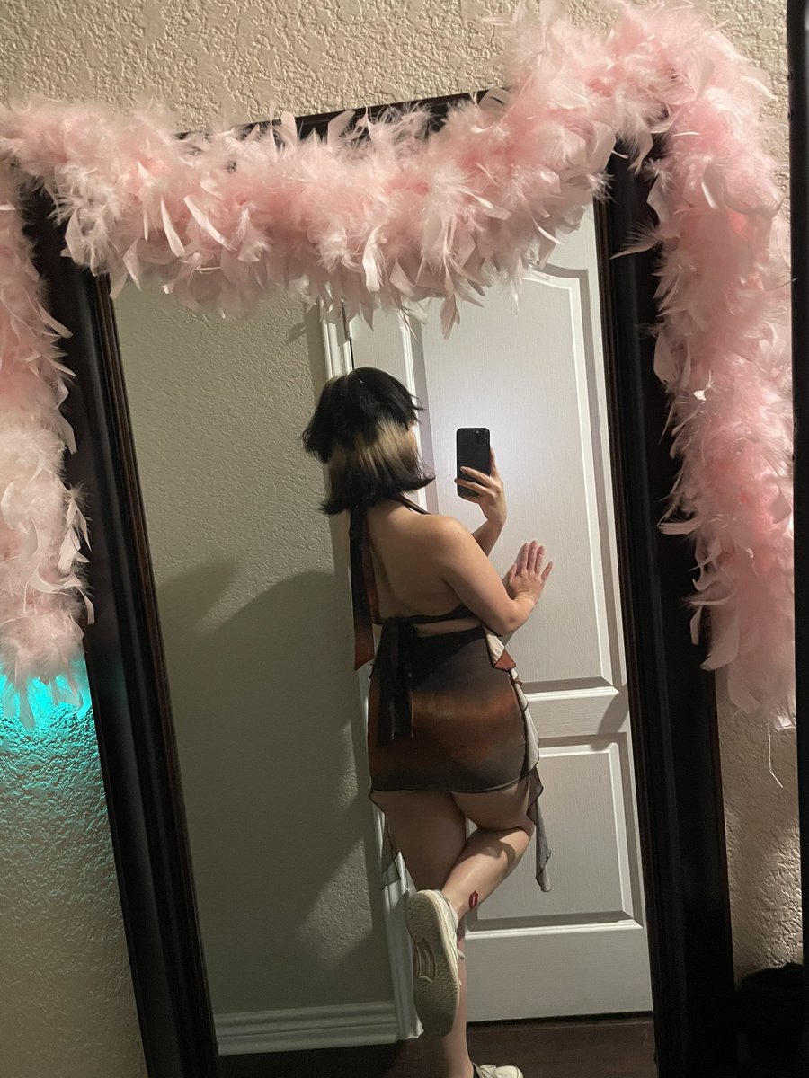 Goddess Cherry🖤✨ tweet media