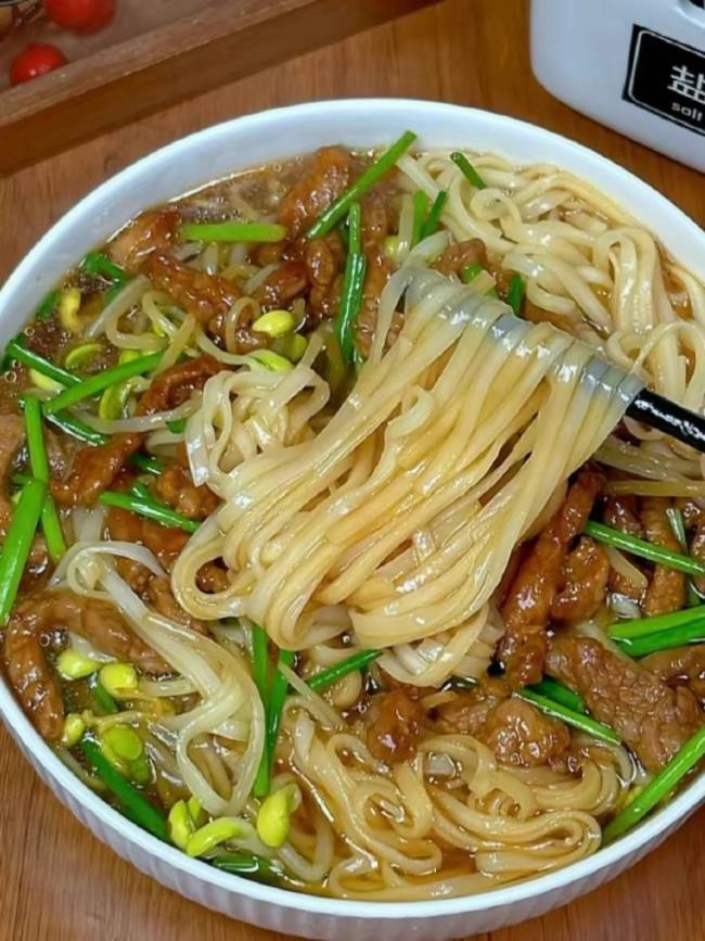 Alexander tweet media